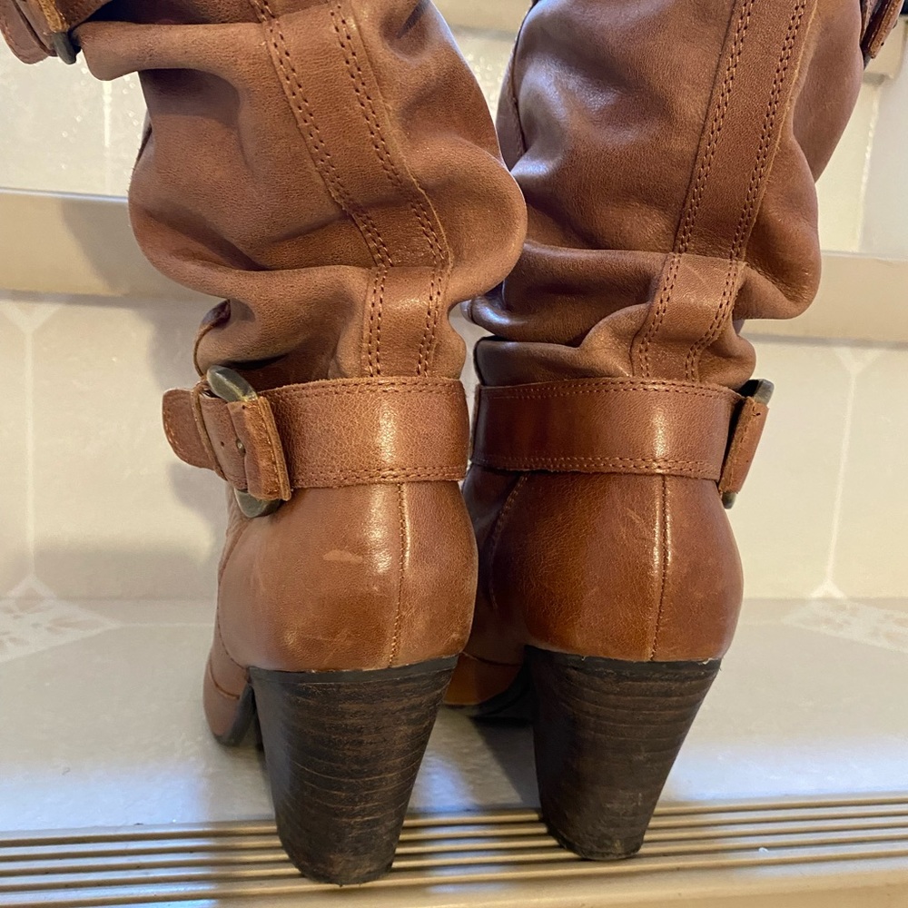 Boots - Picture 2 of 4